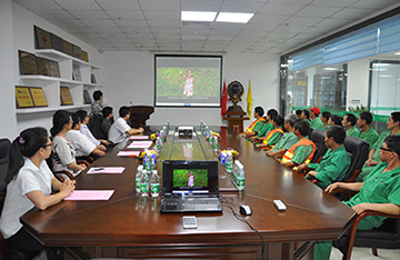 ”A caring-month event—Shenzhen cares for its environmental sanitation workers”, which involves a one-day activity attended by 100 enterprises.